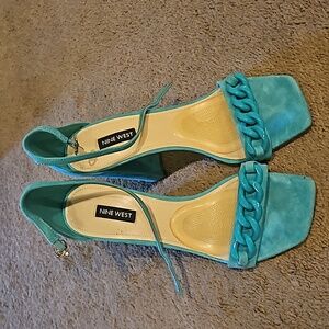 Turquoise heels, Nine West
